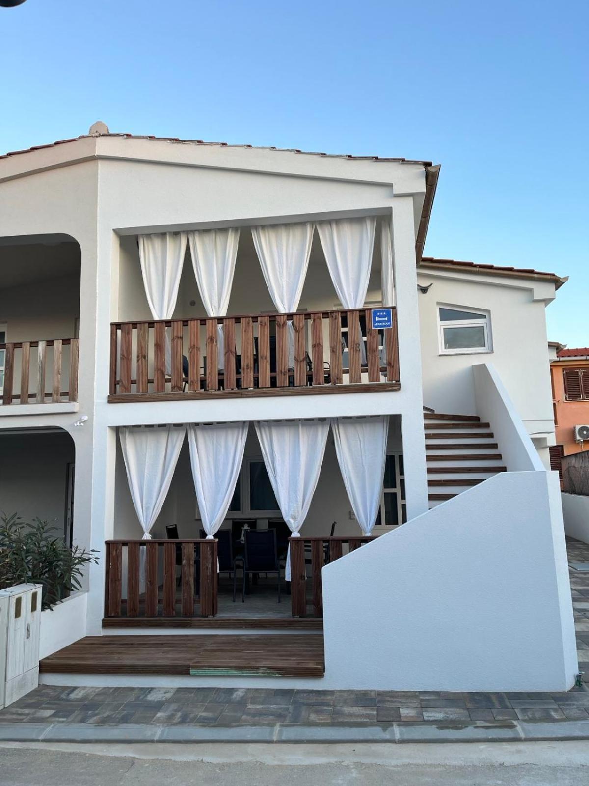 Sinisa Apartman Vir Dış mekan fotoğraf